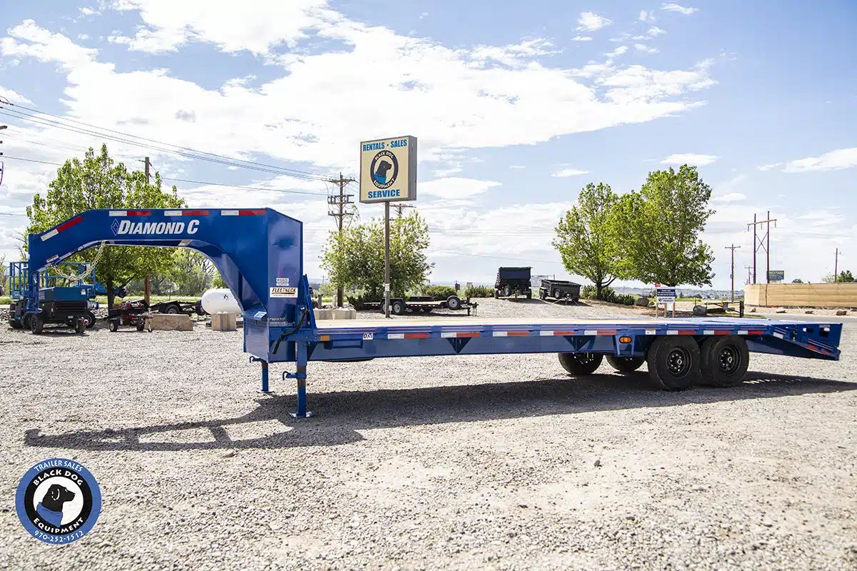 2023 Diamond C 25' Gooseneck Trailer for Sale | FMAX207MR25’ Blue