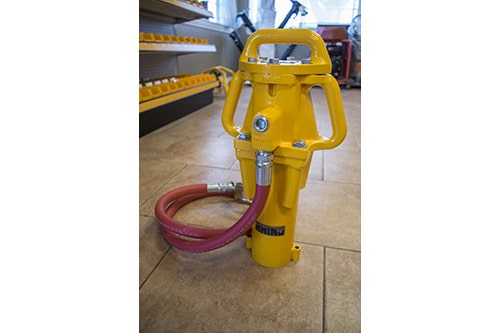Pneumatic Post Driver for rent